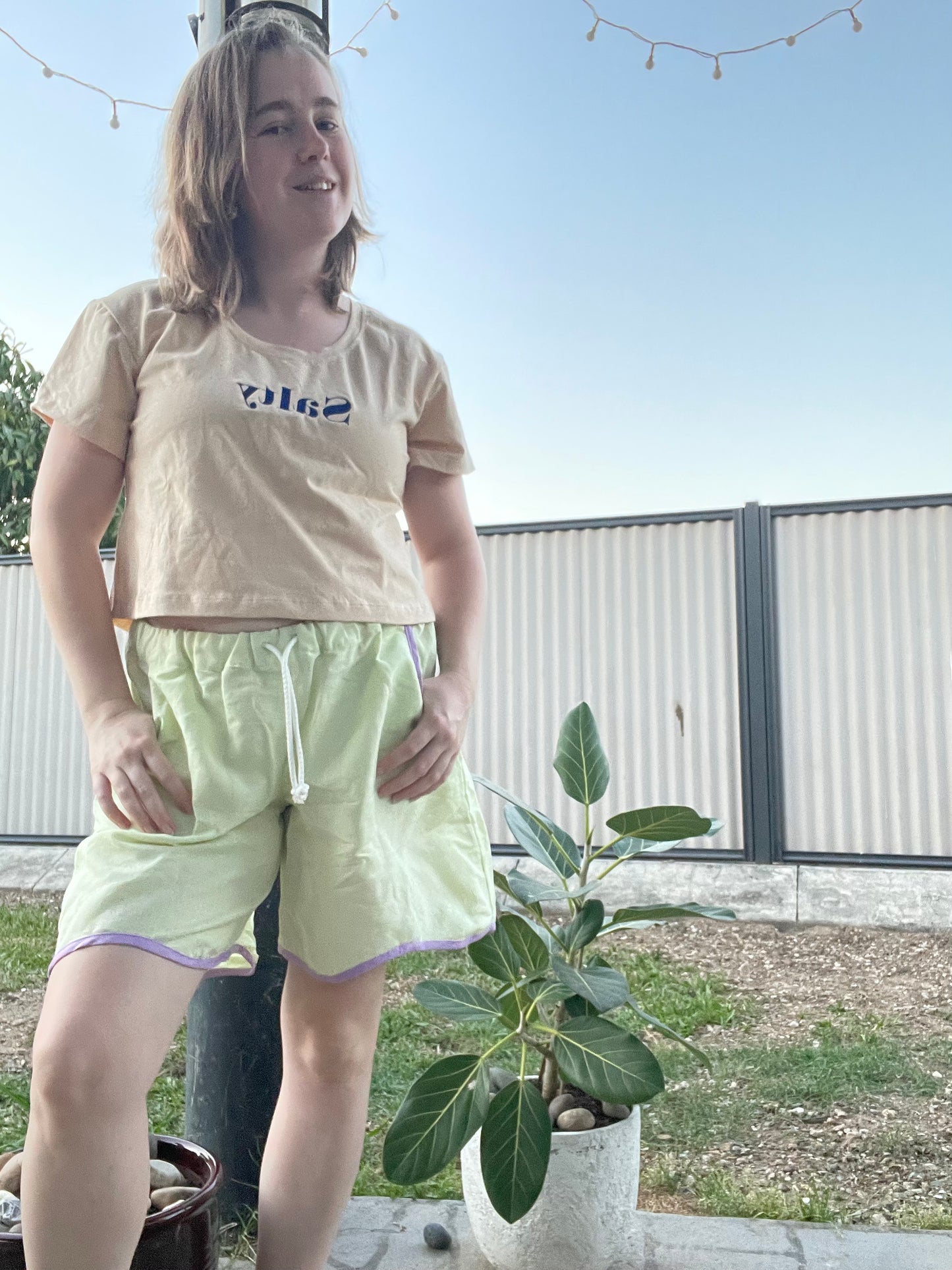 Wavy Shorts - in Green