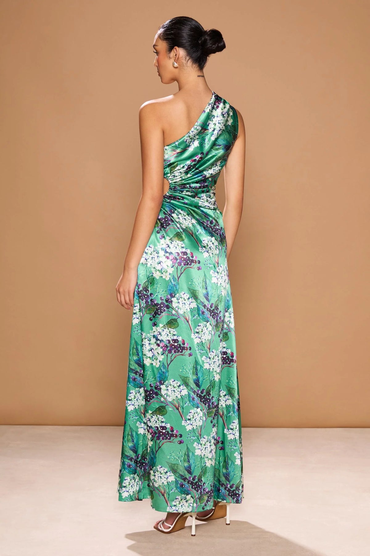 Nour Maxi Dress in Fiori de Sambuco (16)